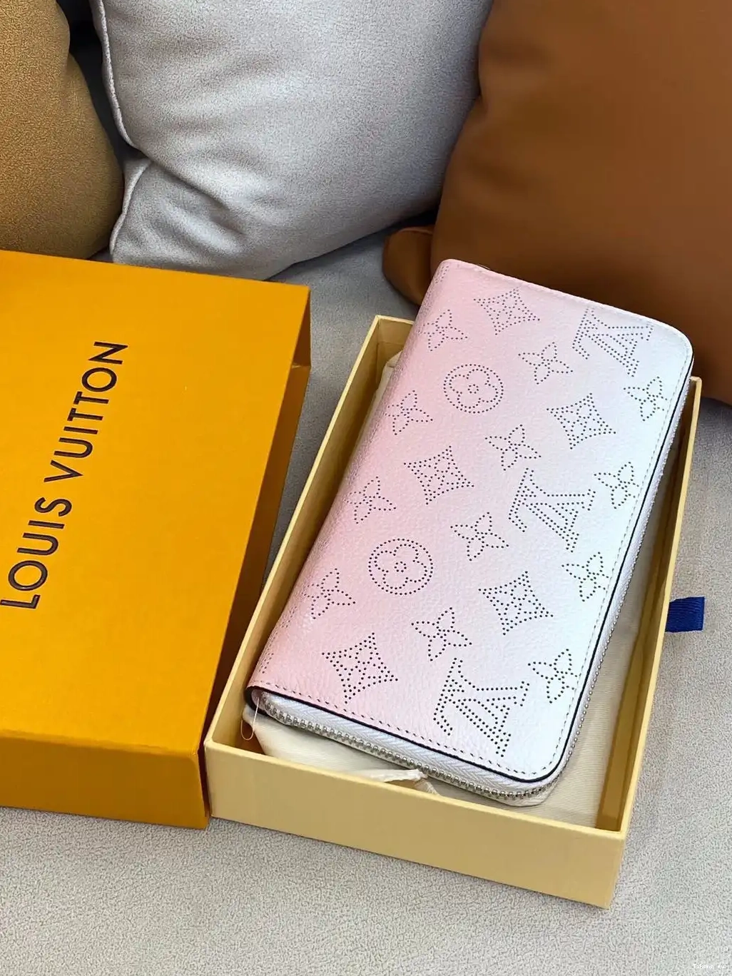 Affordable ZIPPY LOUIS VUITTON WALLET 0617